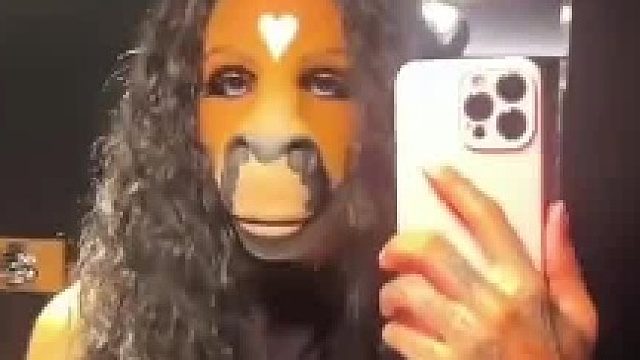 牛头表示：马面你浪够了没有？该干活了，不然阎王要不高兴了。