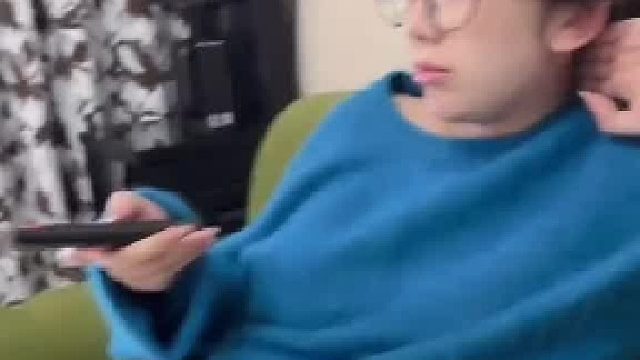 媳妇40块钱买了一箱橙子，男子以199元的价格卖出去一个，媳妇都懵了！