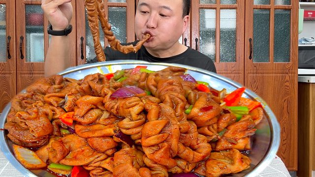 几天不吃肥肠，生活有点迷茫，Q弹柔韧，让人欲罢不能。