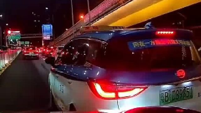 它压线了，干它也是它的责任…