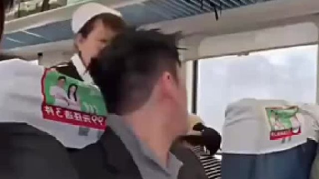 直接把情绪价值拉满