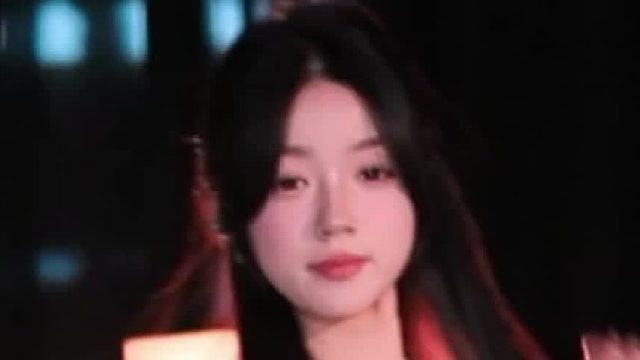 【盛世-草莓西八酱】宝 假装着迷一下 可以么