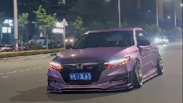 无关风月，独钟自己。