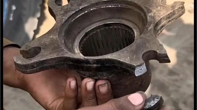 看老巴师傅如何维修损坏的法兰联轴器的