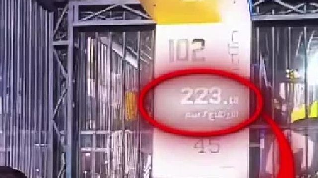 C罗的头球算是足坛之最了吧！