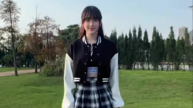 你在干嘛 是形容词 形容我的占有欲