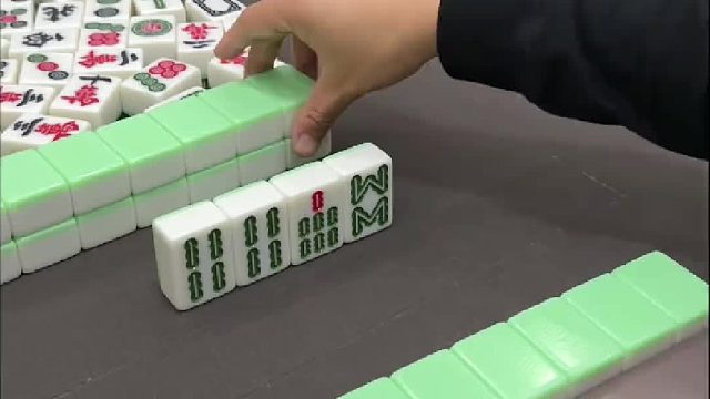 没想到吧，八条胡了