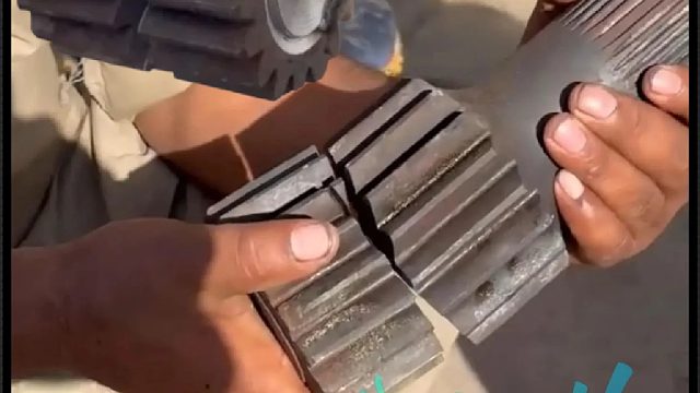 看老师傅如何维修损坏的拖拉机半轴的