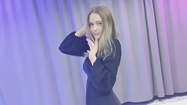 俄罗斯姑娘才艺表演24.03.16_梦露