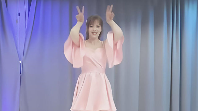 俄罗斯姑娘才艺表演24.03.16_烤肉(维多利亚)01