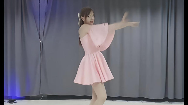 俄罗斯姑娘才艺表演24.03.16_烤肉(维多利亚)02