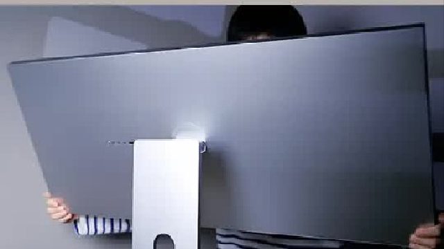 选显示器可千万别将就，给眼睛来一次“视网膜式”的升级