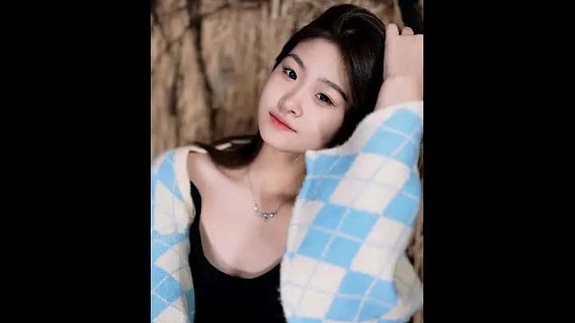 今天拍双胞胎，恋爱了