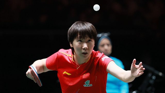 1-3落后！混团世界杯王曼昱爆发上演逆袭，无解反手快如闪电