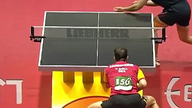 乒乓球界巨星蒂姆·波尔，精彩演绎专属短片，尽显“波尔式”超凡魅力