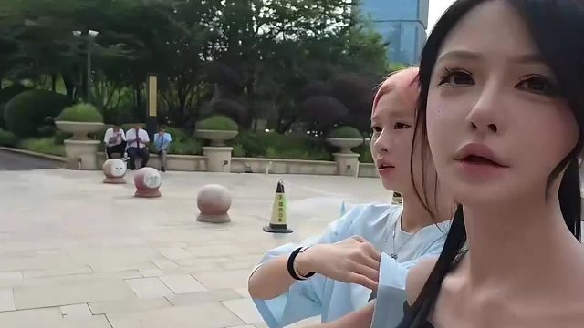 童的能力再次震惊妹子，妹子砍头都要不到的东西，童锦程一问就有