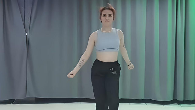 俄罗斯姑娘才艺表演24.03.17_小逗比(安娜)03