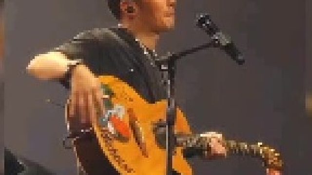 封神舞台！谢霆锋吉他厨子三小时无休狂飙