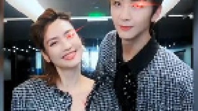 洪欣夫妻都是双眼皮，儿子为什么是单眼皮