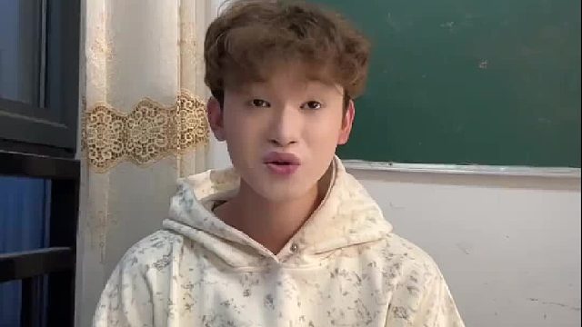 每天上学两眼一闭就是睡哈哈哈哈哈谁懂