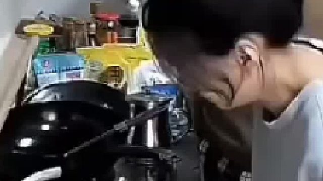 问邻居借了点十三香 结果......