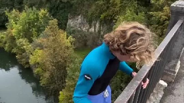 风是自由的，你也是