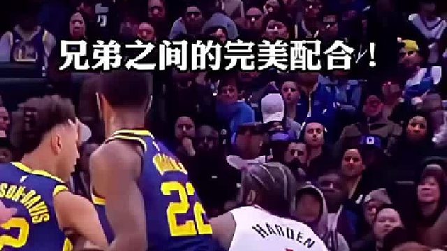 哈登巧送助攻，威少心领神会暴扣