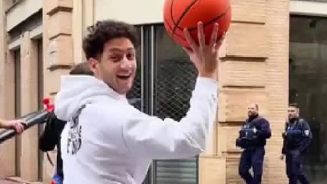 街头投篮挑战，氛围也太好了吧