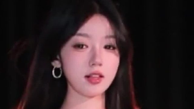 【盛世-草莓西八酱】你艾特的人 女朋友长这样