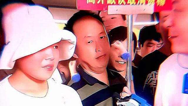 我相信这孩子眼泪不会骗我