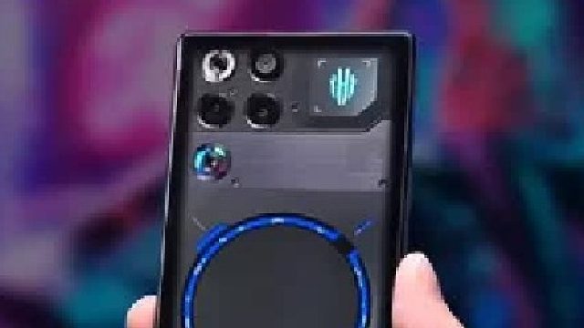 “水冷手机”要来了 提前开箱还没有发布的红魔11 Pro＋。