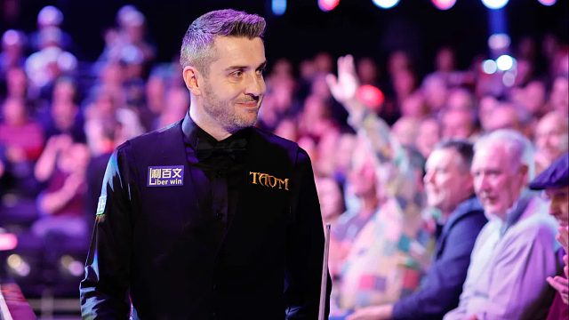 2025斯诺克英锦赛：小特VS塞大师决赛来袭，二虎相争