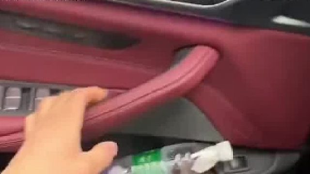 男子分享用加热马甲给座椅加热，花了30块钱 还有三档热度可选