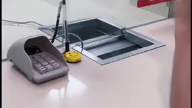 以前这个钱够四个人吃一天，吃好的