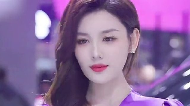 最美车模琳琳来了