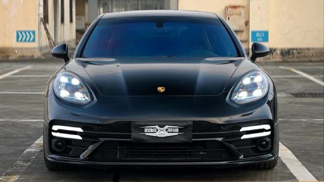 现在燃油车都这么不值钱了吗，花十几万就能开上两百多万的“新款”