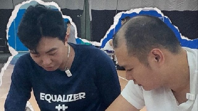 随机抓三个路人测评球鞋！