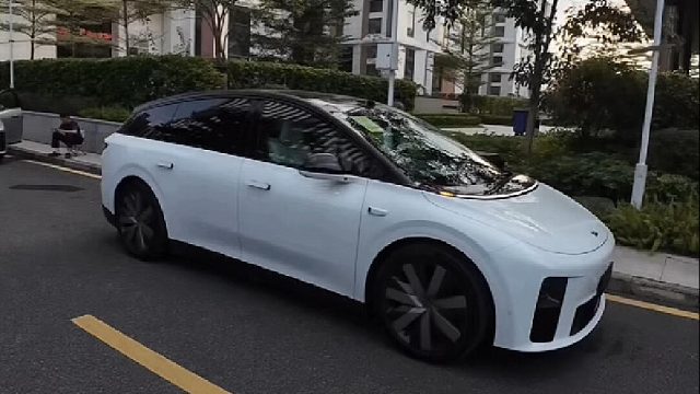 理想i6要不要四驱？两驱和四驱怎么选？