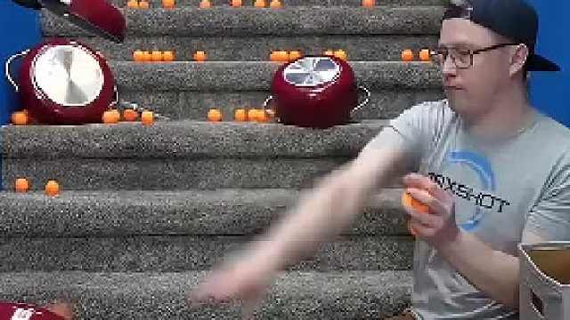 他的努力和耐心值得称赞