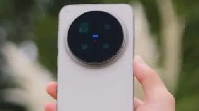 谁能想一款手机能让人越Rua越上头