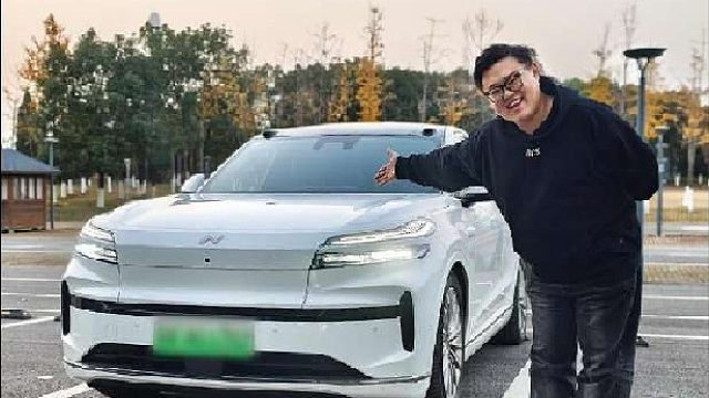 都2026年了，还在为所谓的“豪华”买油车的人是咋想的？