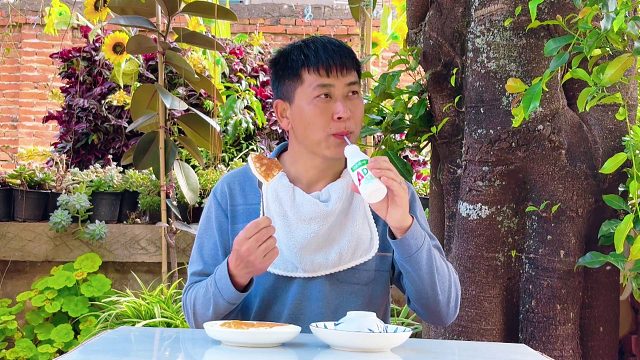 老婆不在家的日子，一个人过着简单平凡的生活，精神富足很重要