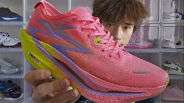 锐评飞燃4｜比较挑剔的一双次顶碳