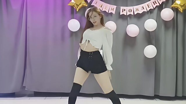 俄罗斯姑娘才艺表演24.03.22_静儿(拉达)00