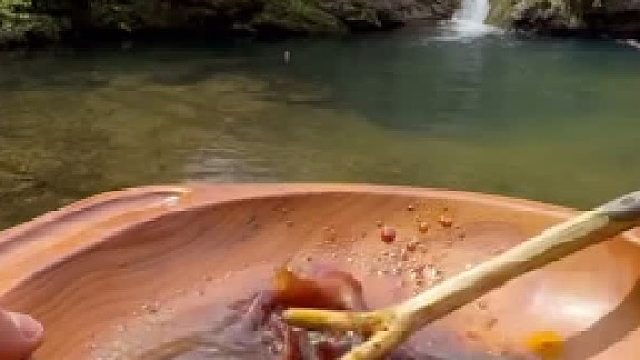 鲜嫩多汁牛腿 肘子 墨西哥卷饼 野外美食