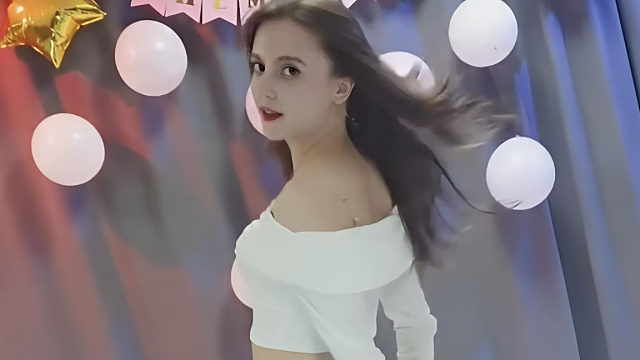 俄罗斯姑娘才艺表演24.03.22_蓝BUFF(欧丽西亚)