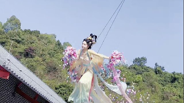 妈妈，我在东莞观音山看到仙女散花啦！