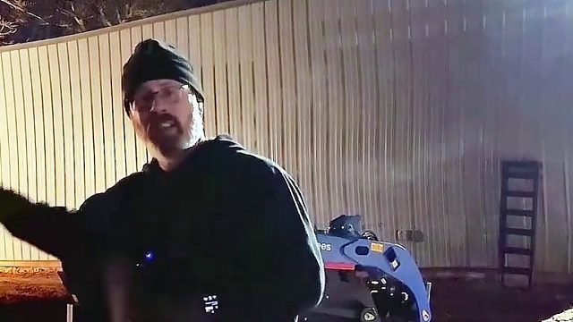 老哥买中国机械被美国喷子喷出逆反心理，决定出来宣传中国农机！