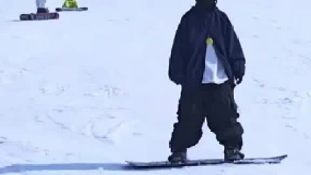 提裤子是黑衣服的最后矜持