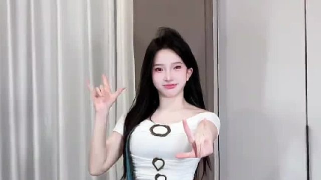 美女有两种一种记性不好